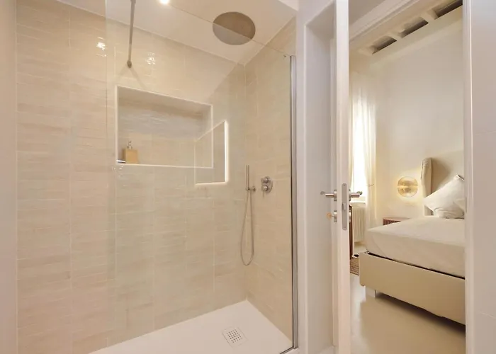 דירה Navona Jacuzzi Boutique *