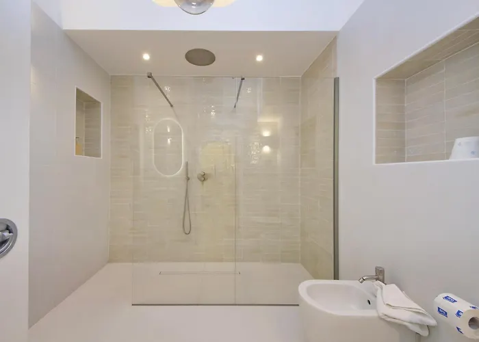 דירה Navona Jacuzzi Boutique